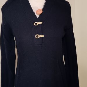 Karen Scott✨Sweater with Gold Clasps✨